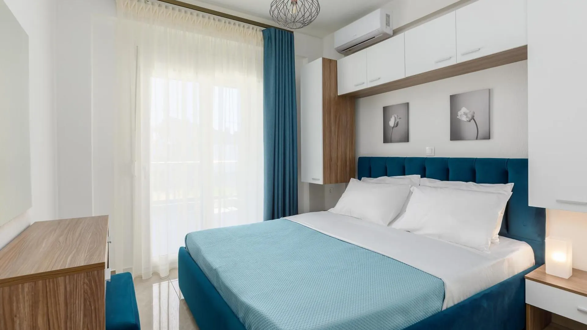 Nikiti Sik Luxury Apartments By Halu!